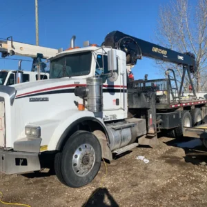 2004 Kenworth with UNIC UR1500 Crane